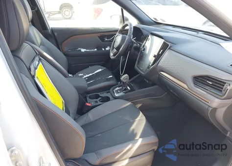 2025 Subaru Forester Sport z USA, uszkodzony, nr VIN JF2SLDFCXSH577584